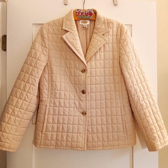 Talbots Jackets & Blazers - Talbots Cream Quilted 3 Button Lightweight Jacket with Pockets Size 6 As New